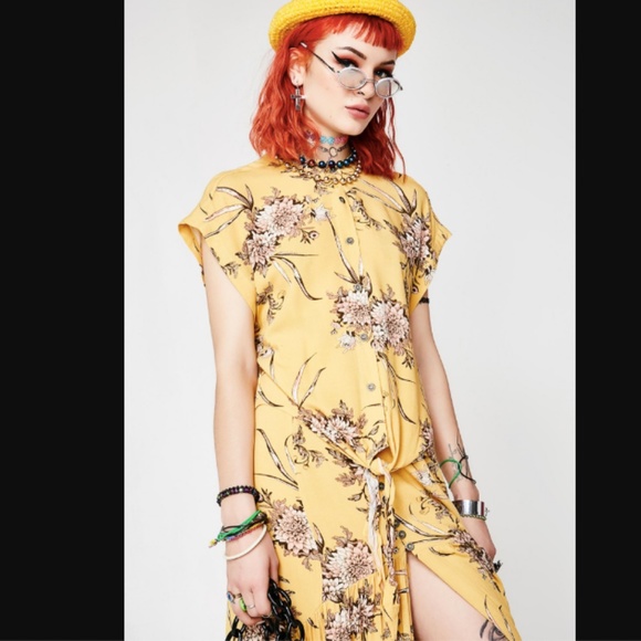 Lira Alannah Yellow Floral Print Tie Front Blouse - Picture 4 of 8